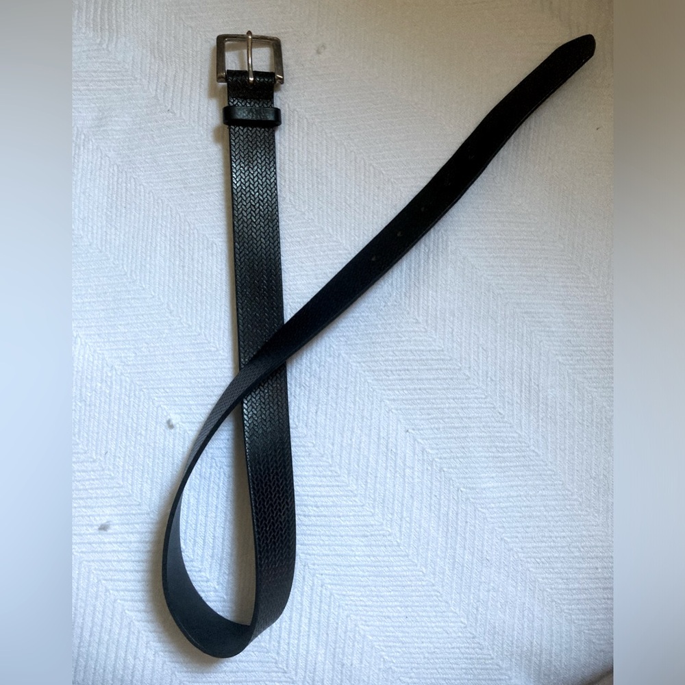 ⚡️$15 FLASH SALE -LIMITED⚡️Genuine Leather Belt with Pattern